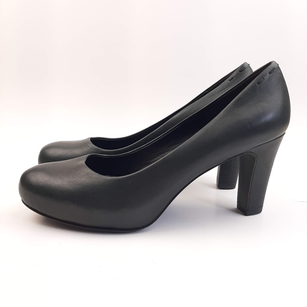 Eileen Fisher Black Leather Pure Pump Heels